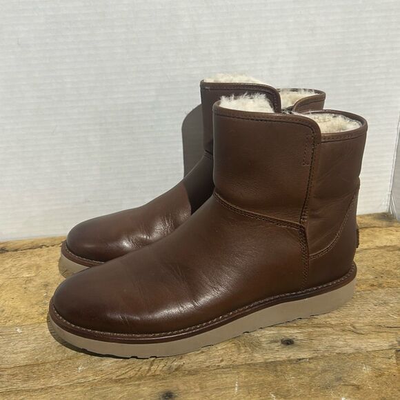 UGG Abree brown leather boots classic mini Bruno ankle boots woman's 9 - Picture 1 of 11
